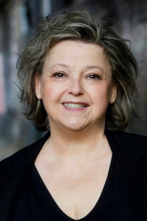 Portraitbild der deutschen Künstlerin Andrea Wildner