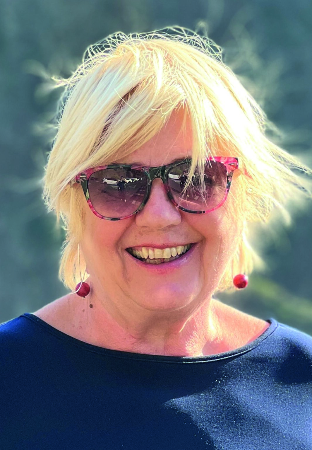 Portraitbild der ungarischen Künstlerin Gabriella Helf