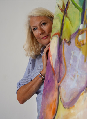 Portrait der deutschen Künstlerin Petra Amtsberg-Hoffmann