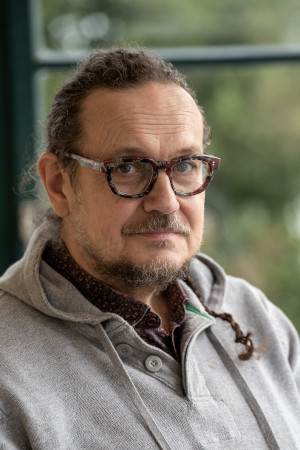 Portraitbild des tschechischen Künstlers Pavel Smid