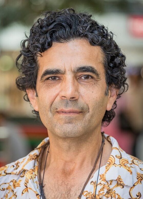 Portraitbild des syrischen Künstlers Joseph Bakir